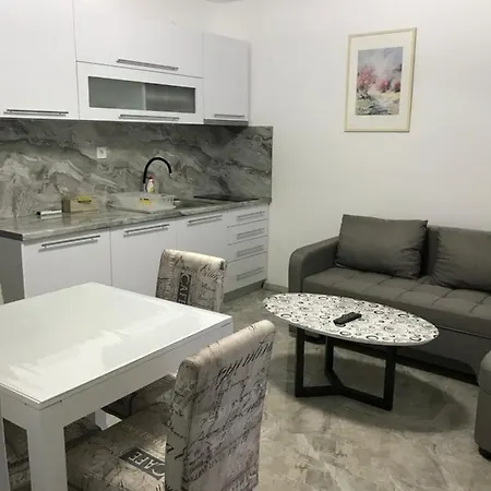 Lux Nina Lägenhet *