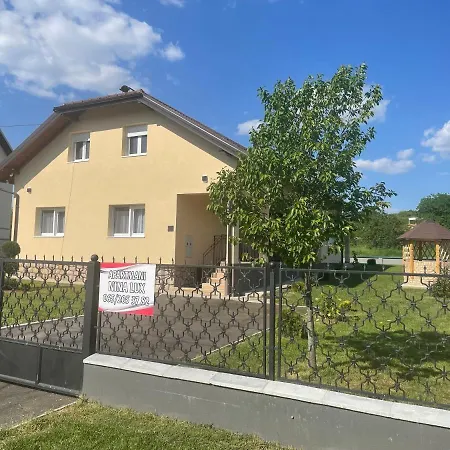 Lägenhet Lux Nina Vrdnik