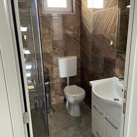 Lux Nina Apartman Vrdnik