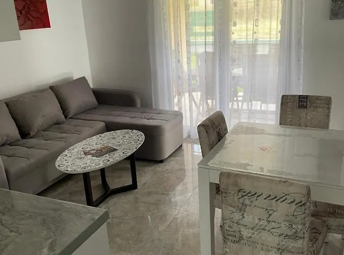 아파트 Lux Nina 브르드니크