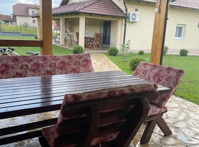 Lux Nina 브르드니크